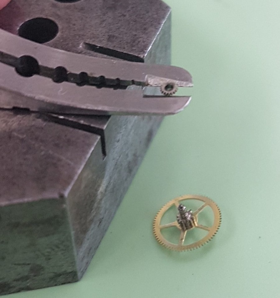 heuer activa 11163 calibre 11 service