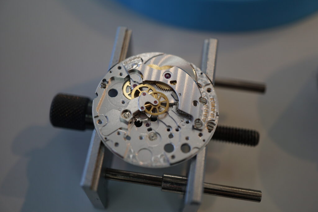 omega 1221